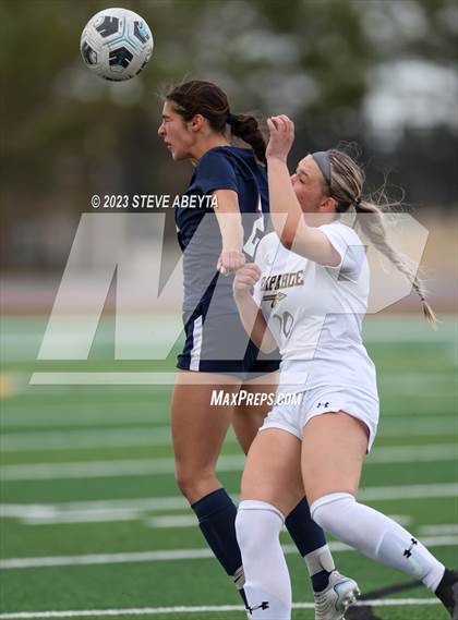 Thumbnail 3 in Arapahoe @ Cherokee Trail photogallery.