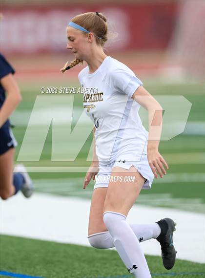Thumbnail 2 in Arapahoe @ Cherokee Trail photogallery.