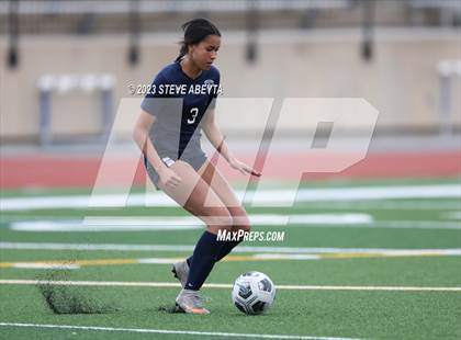 Thumbnail 1 in Arapahoe @ Cherokee Trail photogallery.