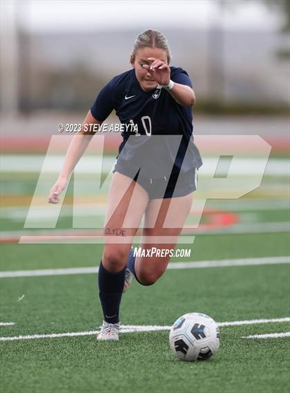 Thumbnail 3 in Arapahoe @ Cherokee Trail photogallery.