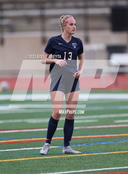 Thumbnail 3 in Arapahoe @ Cherokee Trail photogallery.