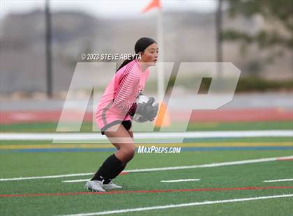 Thumbnail 2 in Arapahoe @ Cherokee Trail photogallery.