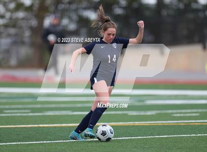 Thumbnail 1 in Arapahoe @ Cherokee Trail photogallery.