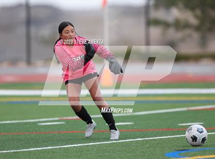 Thumbnail 2 in Arapahoe @ Cherokee Trail photogallery.