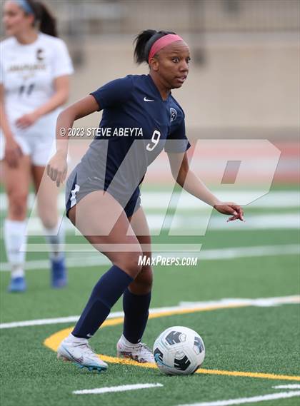 Thumbnail 2 in Arapahoe @ Cherokee Trail photogallery.