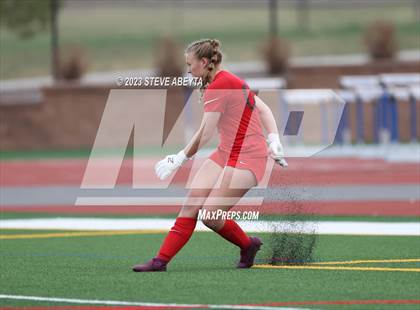 Thumbnail 2 in Arapahoe @ Cherokee Trail photogallery.