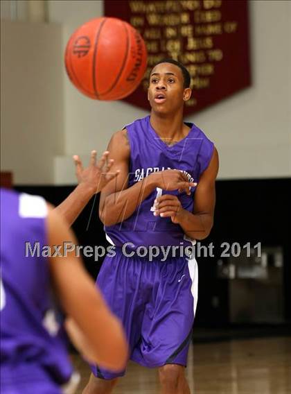 Thumbnail 1 in Sacramento vs. Price (Oaks Christian Tournament) photogallery.