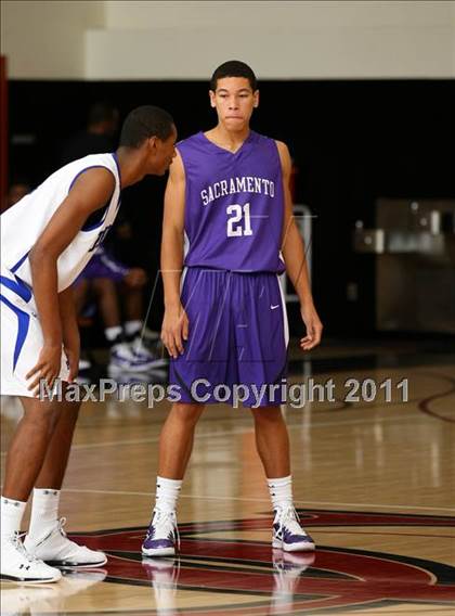 Thumbnail 1 in Sacramento vs. Price (Oaks Christian Tournament) photogallery.
