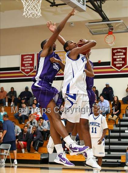 Thumbnail 2 in Sacramento vs. Price (Oaks Christian Tournament) photogallery.