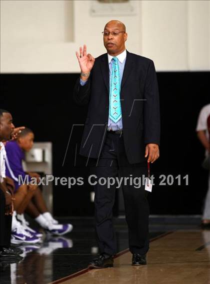 Thumbnail 2 in Sacramento vs. Price (Oaks Christian Tournament) photogallery.