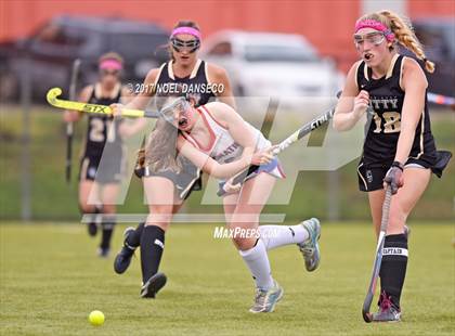Thumbnail 1 in St. Ignatius vs. Archbishop Mitty photogallery.