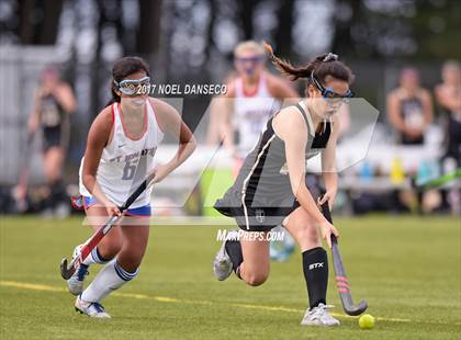 Thumbnail 2 in St. Ignatius vs. Archbishop Mitty photogallery.