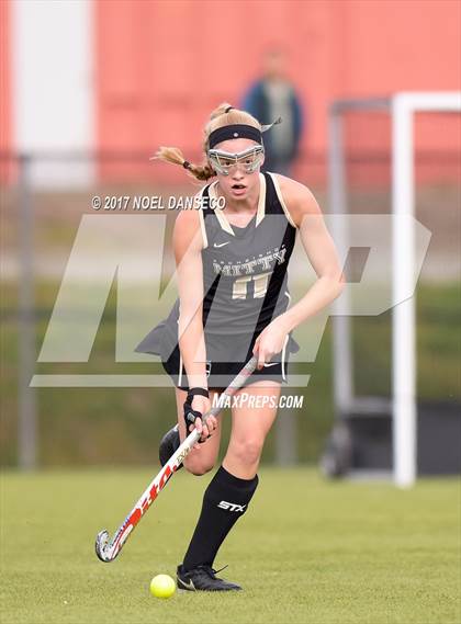 Thumbnail 3 in St. Ignatius vs. Archbishop Mitty photogallery.