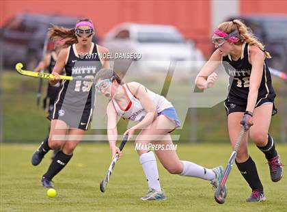 Thumbnail 3 in St. Ignatius vs. Archbishop Mitty photogallery.