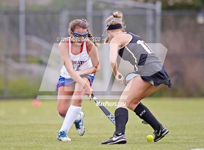 Thumbnail 2 in St. Ignatius vs. Archbishop Mitty photogallery.