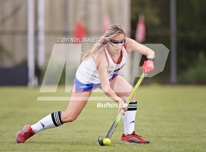 Thumbnail 3 in St. Ignatius vs. Archbishop Mitty photogallery.