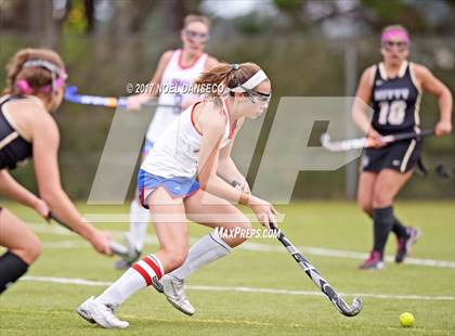 Thumbnail 1 in St. Ignatius vs. Archbishop Mitty photogallery.