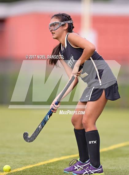 Thumbnail 3 in St. Ignatius vs. Archbishop Mitty photogallery.