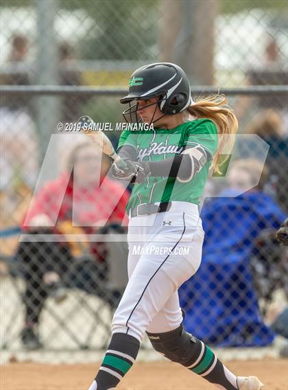 Thumbnail 3 in Skutt Catholic vs. Bennington photogallery.