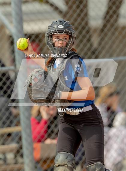 Thumbnail 1 in Skutt Catholic vs. Bennington photogallery.