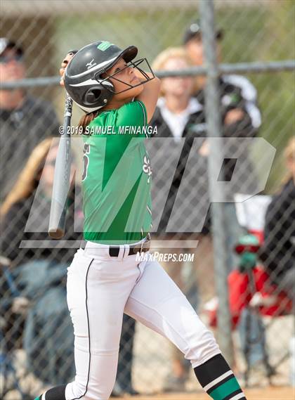 Thumbnail 3 in Skutt Catholic vs. Bennington photogallery.