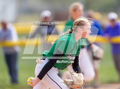 Thumbnail 3 in Skutt Catholic vs. Bennington photogallery.