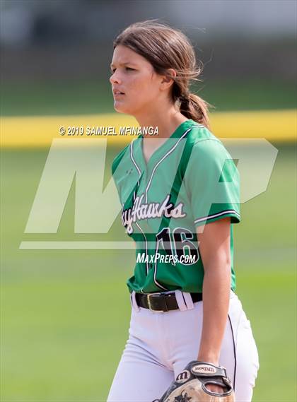 Thumbnail 2 in Skutt Catholic vs. Bennington photogallery.