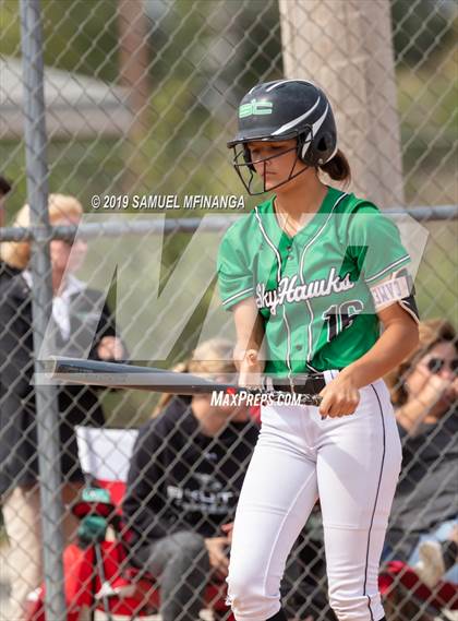 Thumbnail 3 in Skutt Catholic vs. Bennington photogallery.
