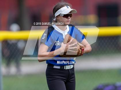Thumbnail 2 in Skutt Catholic vs. Bennington photogallery.