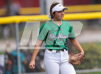 Thumbnail 2 in Skutt Catholic vs. Bennington photogallery.