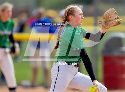 Thumbnail 3 in Skutt Catholic vs. Bennington photogallery.