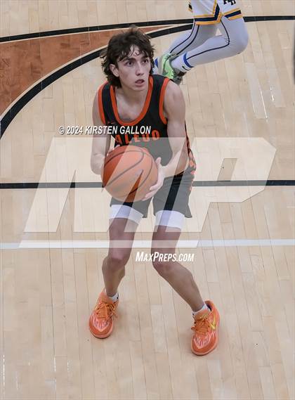 Thumbnail 3 in Aledo vs. Arlington Heights (UIL Basketball 5A Bi-District) photogallery.