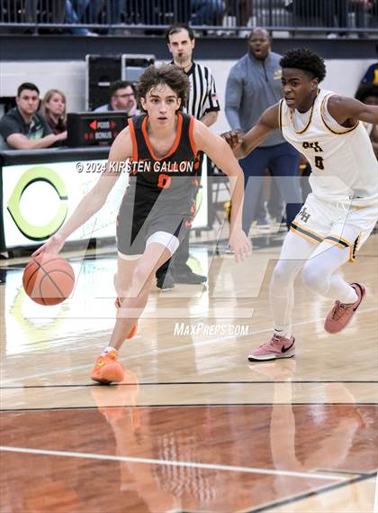 Thumbnail 1 in Aledo vs. Arlington Heights (UIL Basketball 5A Bi-District) photogallery.