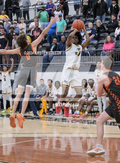 Thumbnail 3 in Aledo vs. Arlington Heights (UIL Basketball 5A Bi-District) photogallery.