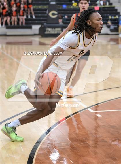 Thumbnail 2 in Aledo vs. Arlington Heights (UIL Basketball 5A Bi-District) photogallery.