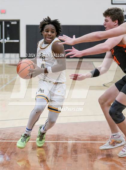 Thumbnail 1 in Aledo vs. Arlington Heights (UIL Basketball 5A Bi-District) photogallery.