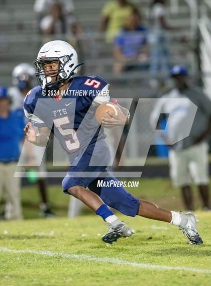 Thumbnail 3 in Scotland @ Terry Sanford photogallery.