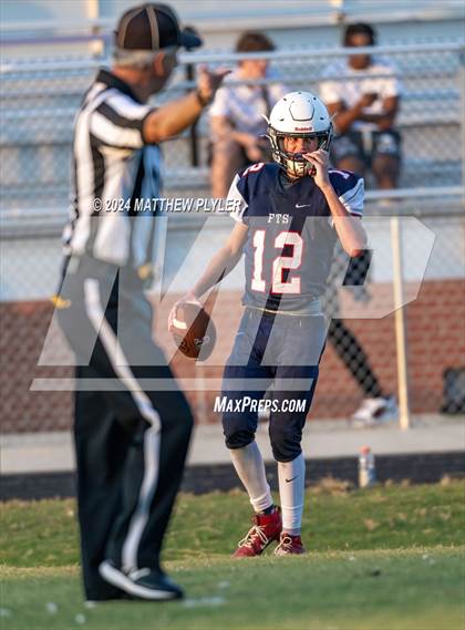 Thumbnail 1 in Scotland @ Terry Sanford photogallery.