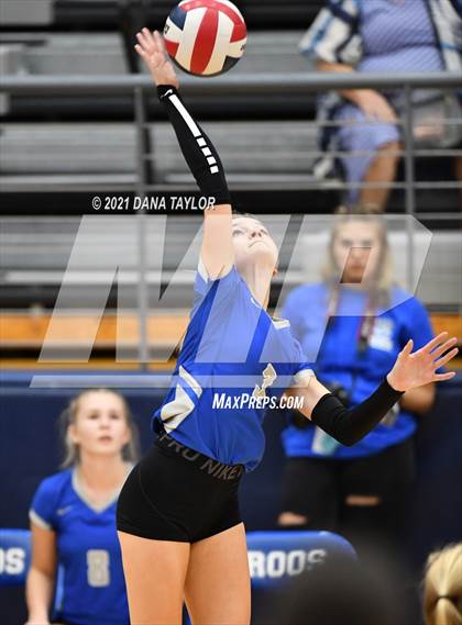 Thumbnail 1 in Boswell @ Weatherford photogallery.