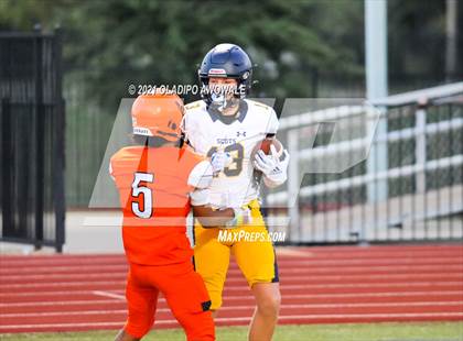 Thumbnail 2 in Rockwall vs Highland Park  photogallery.