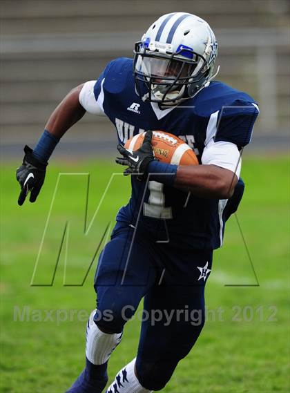 Thumbnail 3 in Xavier @ Hillhouse photogallery.