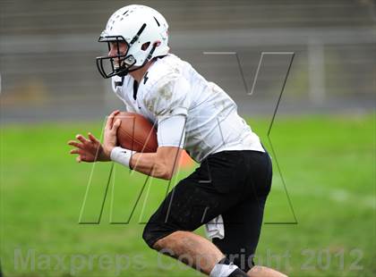 Thumbnail 2 in Xavier @ Hillhouse photogallery.