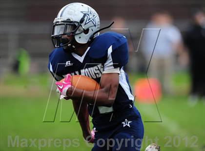 Thumbnail 2 in Xavier @ Hillhouse photogallery.