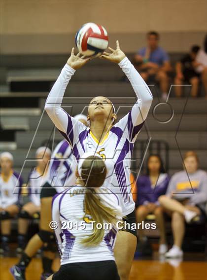 Thumbnail 3 in Farmersville vs. Sherman JV (Farmersville Tournament) photogallery.