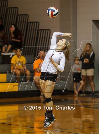 Thumbnail 2 in Farmersville vs. Sherman JV (Farmersville Tournament) photogallery.