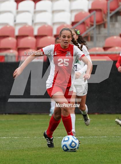 Thumbnail 1 in Syracuse vs. American Fork (UHSAA 6A Final) photogallery.