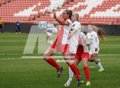 Thumbnail 1 in Syracuse vs. American Fork (UHSAA 6A Final) photogallery.