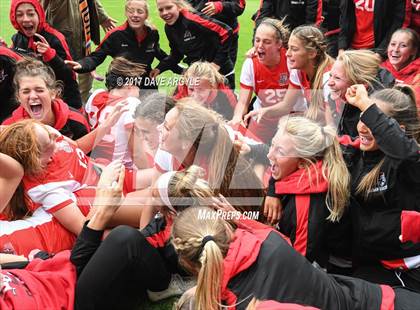 Thumbnail 3 in Syracuse vs. American Fork (UHSAA 6A Final) photogallery.