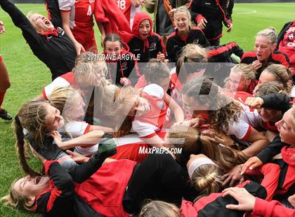 Thumbnail 2 in Syracuse vs. American Fork (UHSAA 6A Final) photogallery.