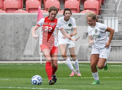 Thumbnail 1 in Syracuse vs. American Fork (UHSAA 6A Final) photogallery.